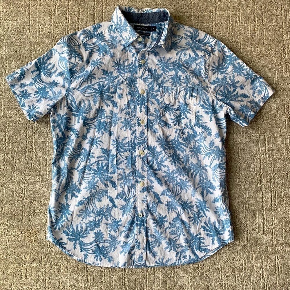 Nautica Classic Fit Stretch Short Sleeve Button Down Floral Tropical Shirt M EUC